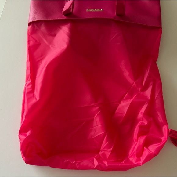 Juicy Couture Faux Leather Pink oversized overnight everyday carry all tote bag - Picture 11 of 11